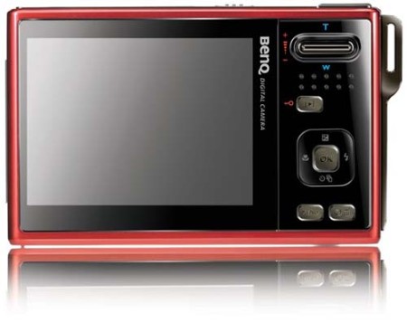 Dünyanın en ince 8 MP fotoğraf makinesi