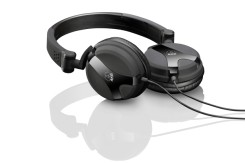 AKG K 518 DJ ile partilerin aranan DJ’i siz olun