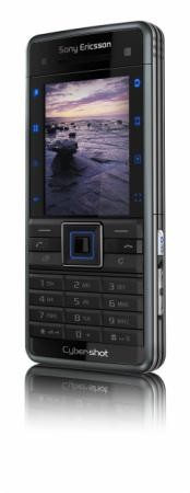 sony-ericsson-c902-2-174-x-450 Sony Ericsson, James Bond?un son teknoloji ürünü cep telefonunu gururla sunar