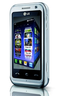 lg-arena-km-900-200-x-327