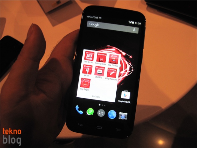 vodafone-smart-4-power-11