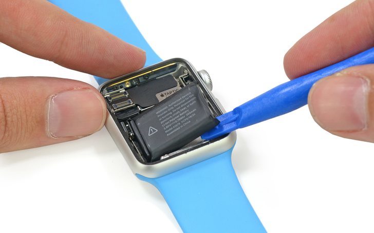 apple-watch-ifixit-250415-2