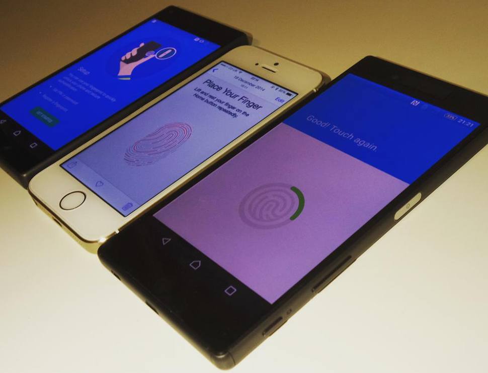 sony-xperia-z5-compact-220815-2