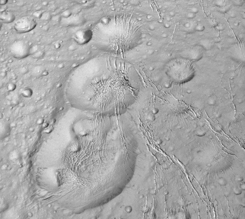 saturn-enceladus-kuzey-kutbu-161015-2