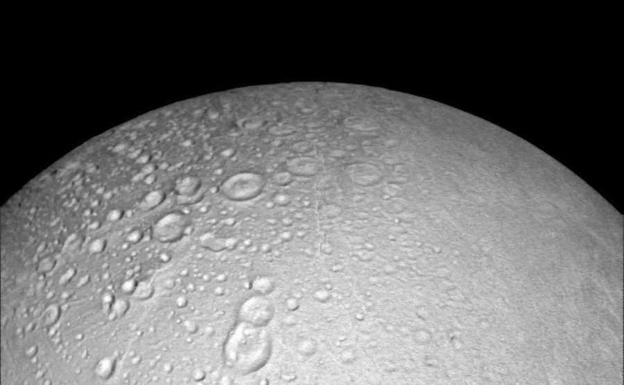saturn-enceladus-kuzey-kutbu-161015-3