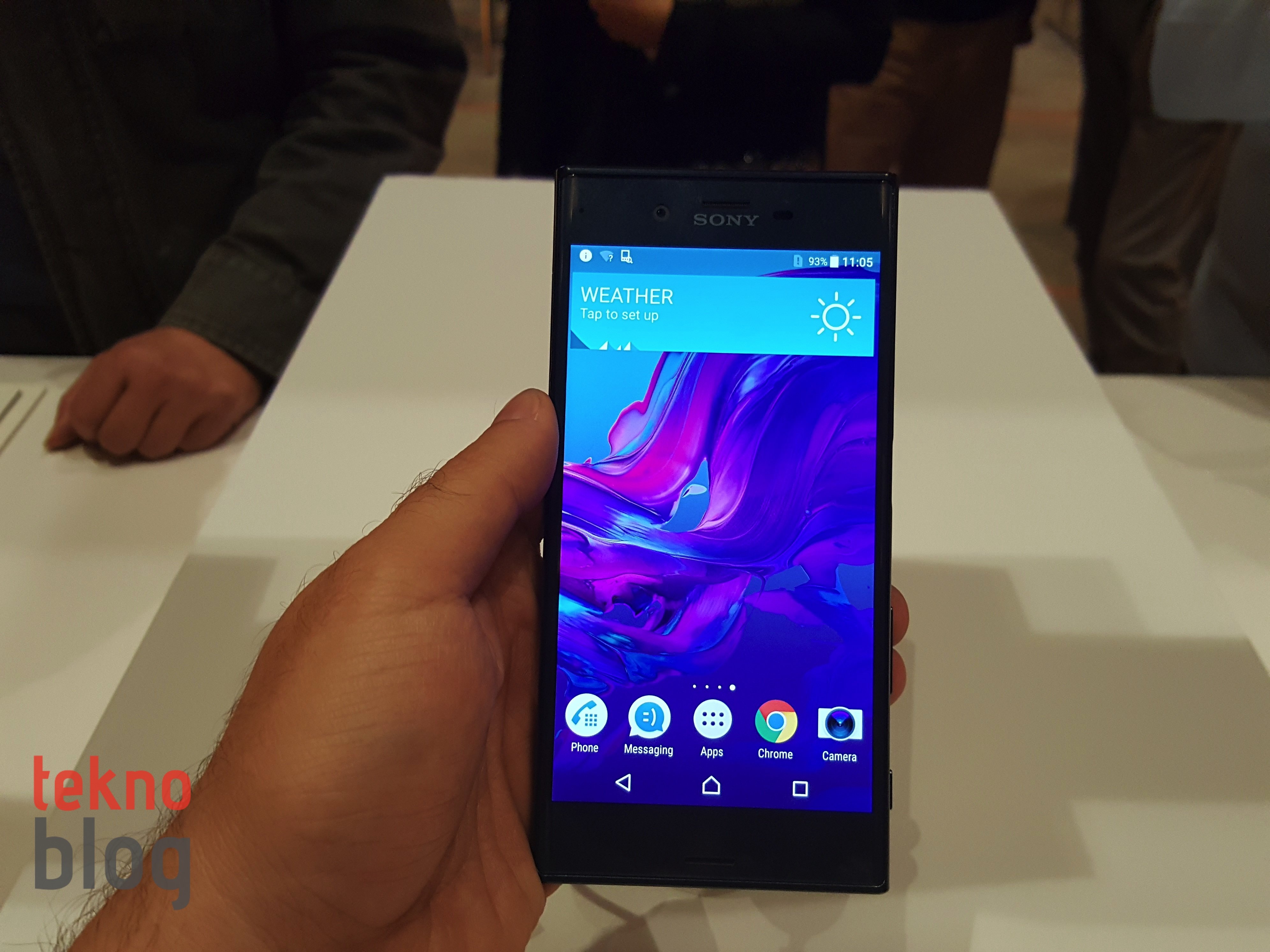 sony xperia xz android nougat