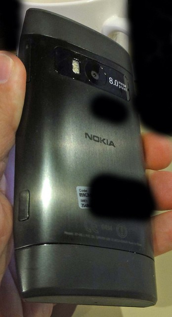 Nokia X7 Eldar Murtazin'in incelemesine hazırlanıyor