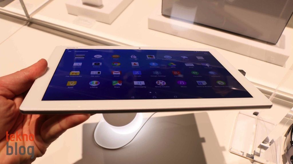 sony-xperia-z4-tablet-on-inceleme-12