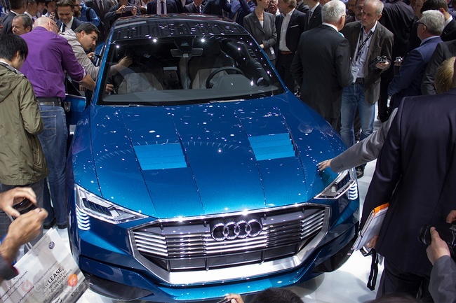 Audi SUV e-tron konsept