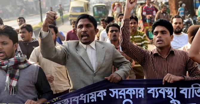 banglades-protesto-241115