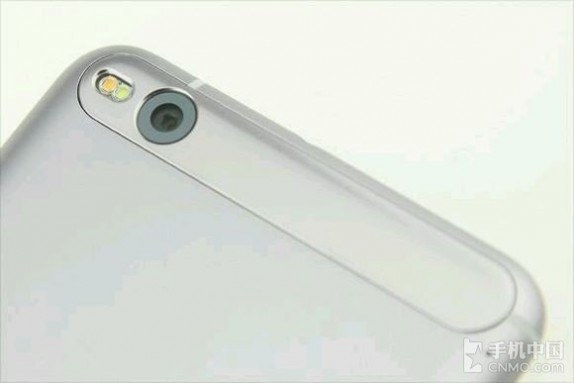 HTC One X9