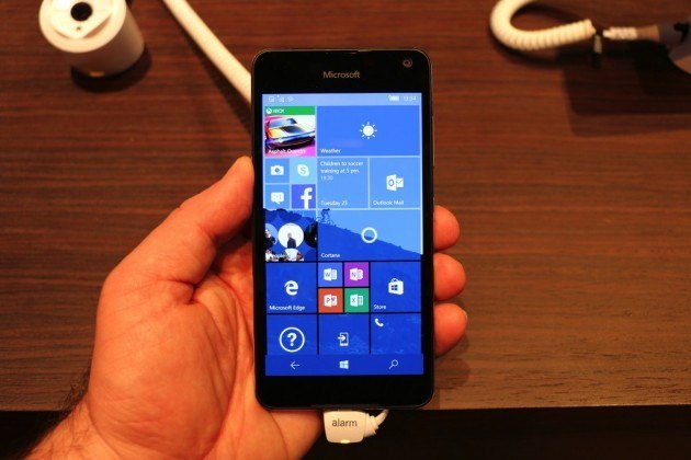 Microsoft Lumia 650 Ön İnceleme
