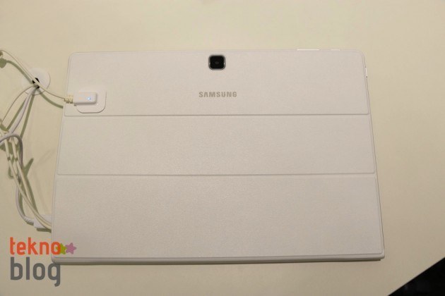 Samsung Galaxy TabPro S Ön İnceleme: Surface Pro 4'ün en büyük rakibi