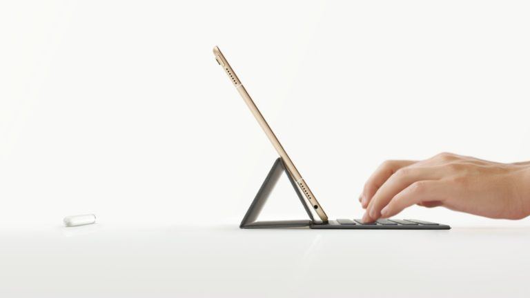 iPad Pro reklamı onun bir PC olduğuna odaklanıyor iPad Pro reklamı onun bir PC olduğuna odaklanıyor