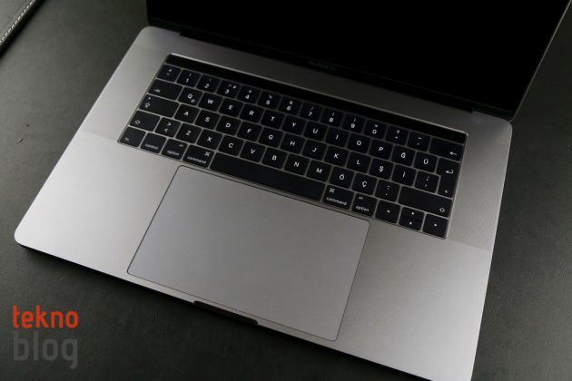 MacBook Pro Touch Bar inceleme