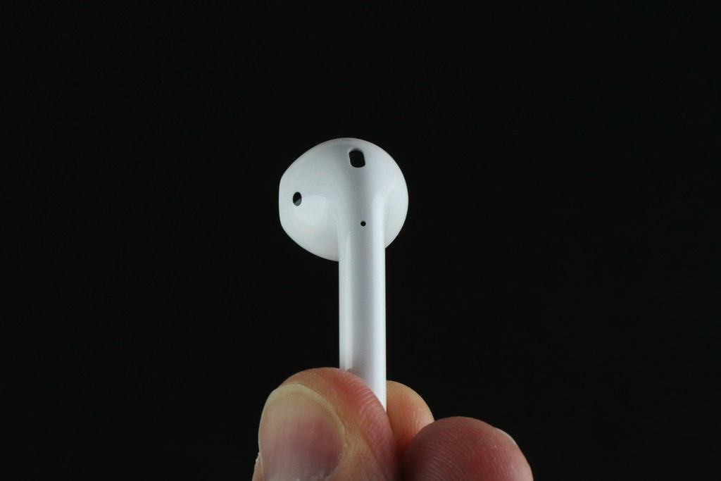 Что делать если не заряжаются наушники airpods