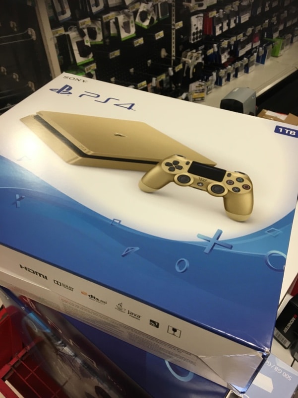 altin rengi playstation 4