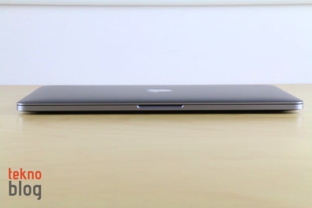 Apple MacBook Pro (2017, 13 inç, Touch Bar) İncelemesi