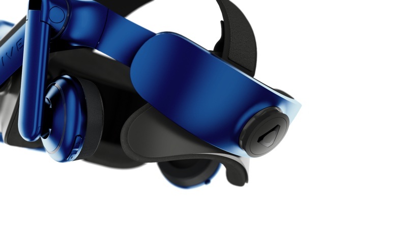 HTC Vive Pro tanıtıldı: Daha yüksek çözünürlük, yerleşik kulaklık