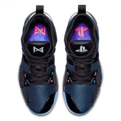 Nike PG2: Basketbolcu Paul George için PlayStation temalı özel ayakkabı