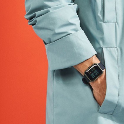 Amazfit Bip: 45 gün pil ömrü vadeden Apple Watch GPS klonu