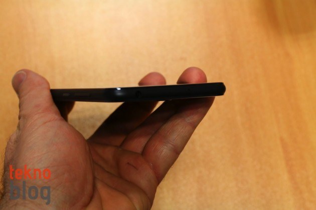 Asus ZenFone 5 Lite Ön İnceleme - Video