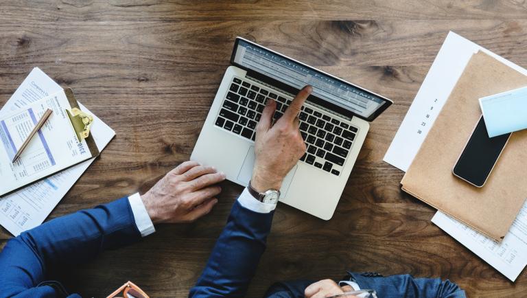 En iyi PDF uygulamaları: Düzenleme, OCR ve imza için hangi araç seçilmeli?