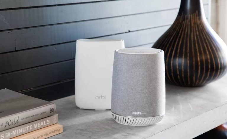 Netgear Orbi altında ağ yönlendiricisi ve akıllı hoparlörü bir arada sunuyor Netgear Orbi altında ağ yönlendiricisi ve akıllı hoparlörü bir arada sunuyor
