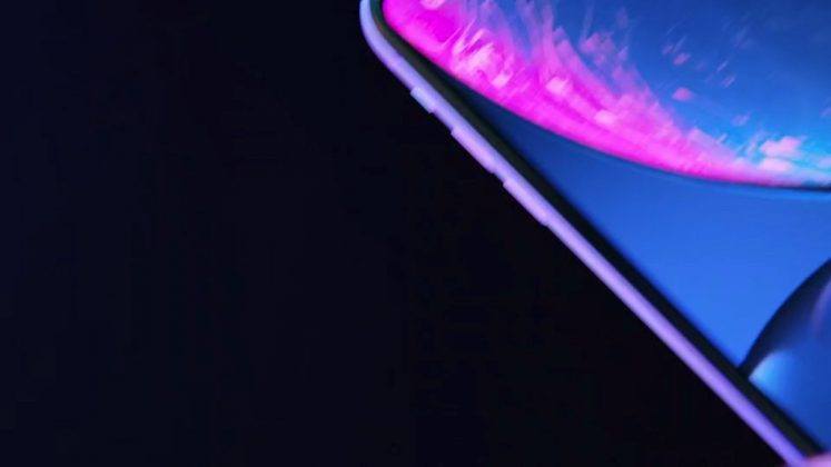 iPhone XR geliyor: Rengarenk iPhone'lar, alüminyum ve camın birleşimi
