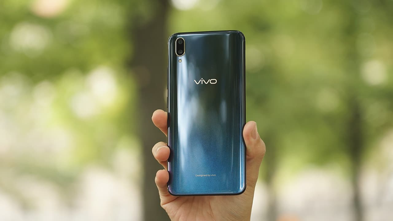 Vivo V11 tanıtıldı: Snapdragon 660 işlemci, 6.41 inç ekran