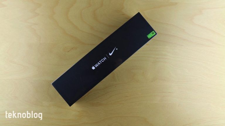 Video: Apple Watch Series 4 Kutusundan Çıkıyor Video: Apple Watch Series 4 Kutusundan Çıkıyor