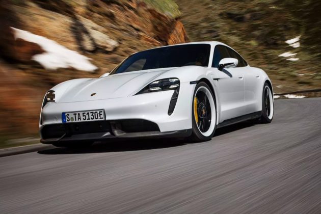 Porsche'nin ilk elektrikli otomobili Taycan resmen tanıtıldı