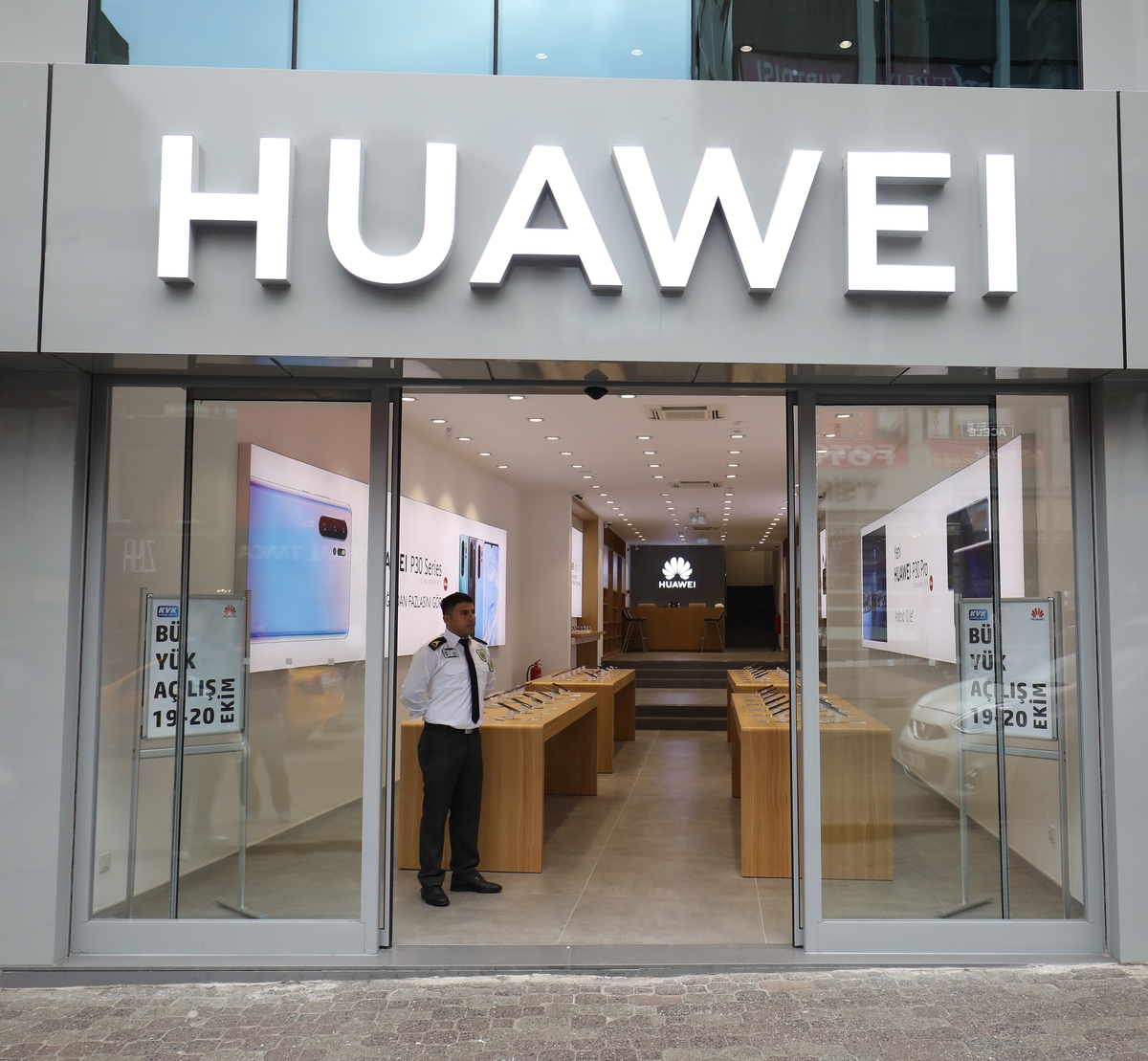 huawei istanbul kadikoy servis merkezi acildi nerede bulunuyor