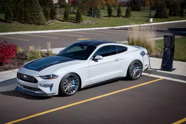Mustang Lithium: Ford'dan manuel vitesli elektrikli otomobil