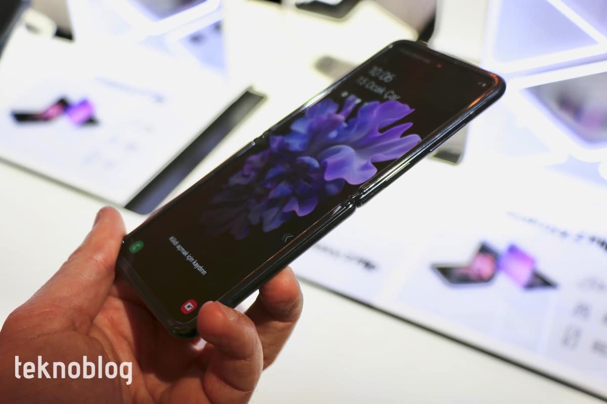 Samsung Galaxy Z Flip Ön İnceleme - Video