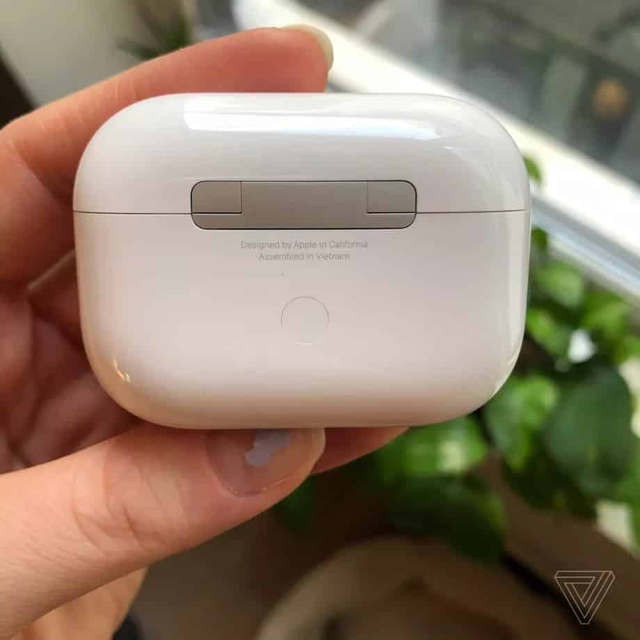 airpods pro made in vietnam