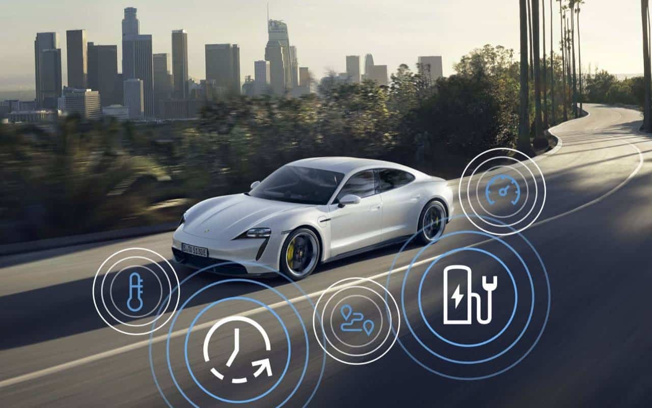 2021 model Porsche Taycan yeni şarj teknolojisiyle gelecek