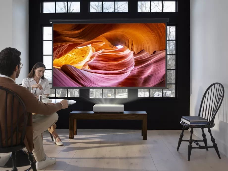 Samsung 4K destekli yeni projeksiyon cihazı The Premiere'i tanıttı