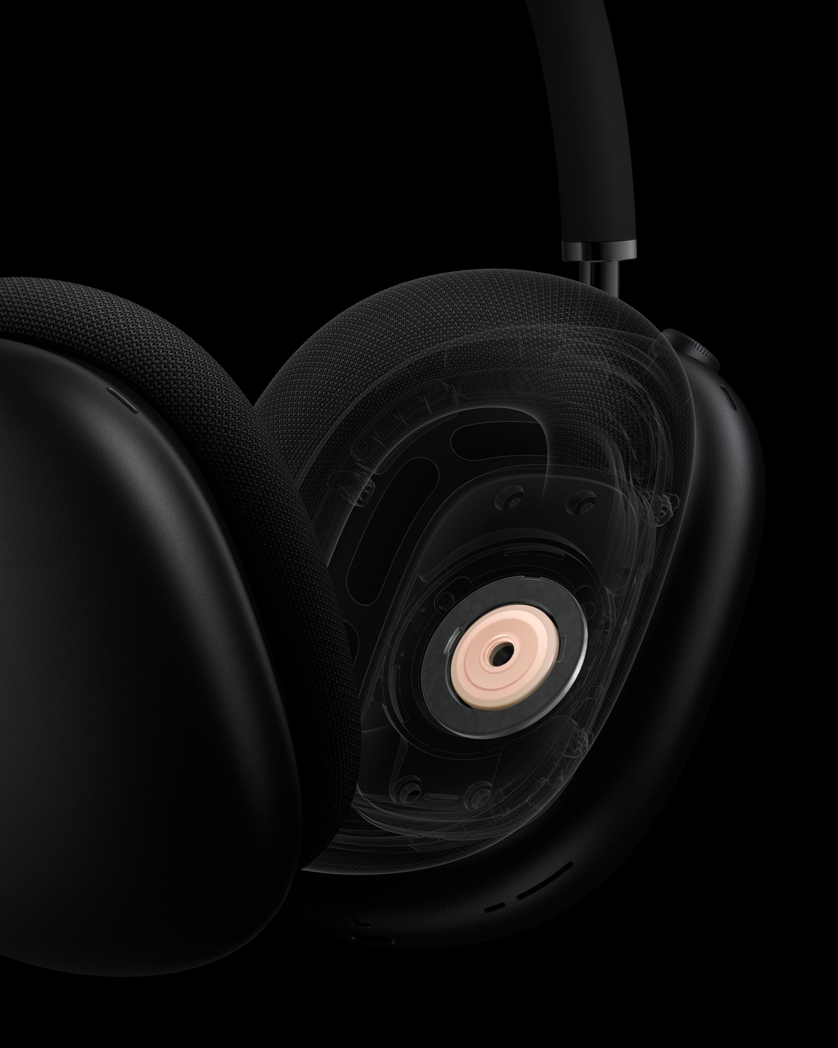 Apple AirPods Max kulak üstü ve gürültü engellemeli kulaklık tanıtıldı