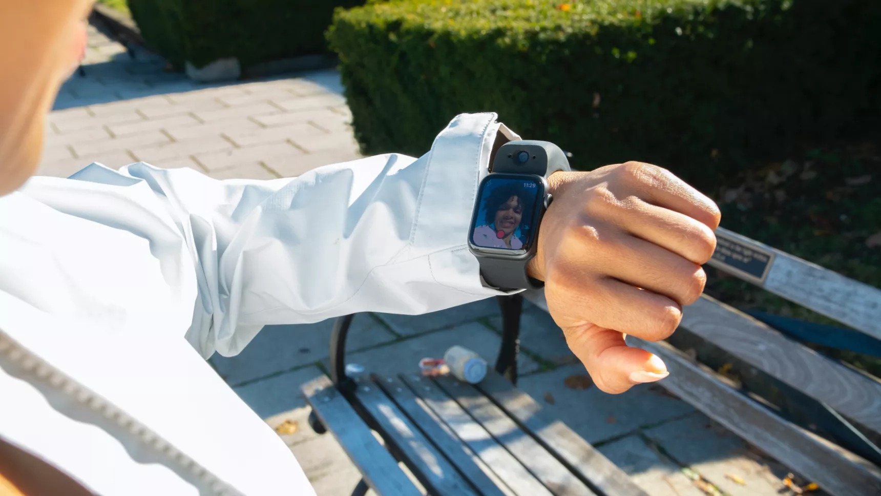 Wristcam ile Apple Watch'a iki kamera ekleniyor