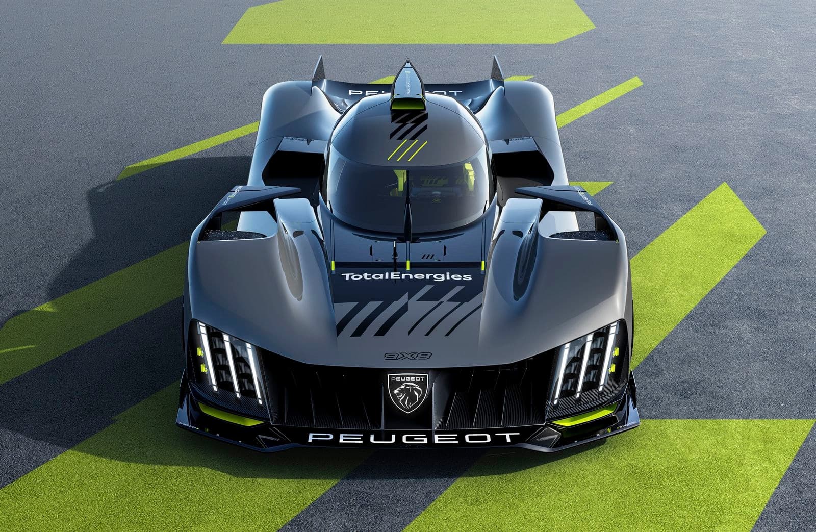Peugeot arka kanatsız hiper yarış otomobili 9X8'i tanıttı