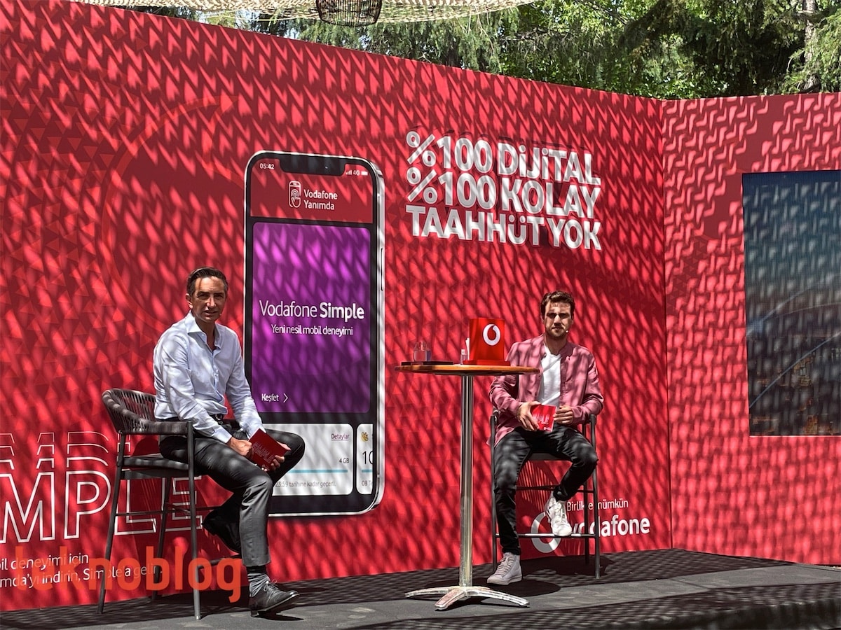 Vodafone Simple ile yeni nesil mobil deneyimi sunuyor
