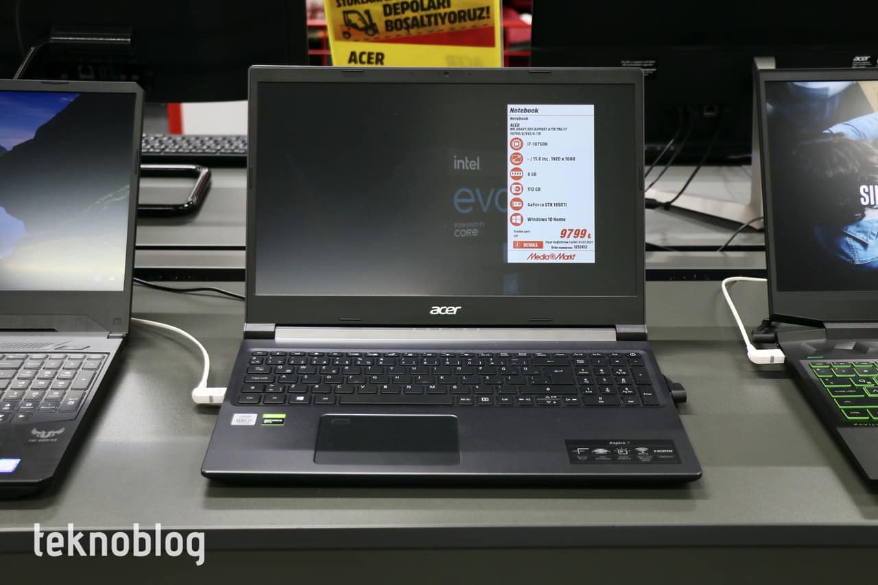 acer aspire 7 a715