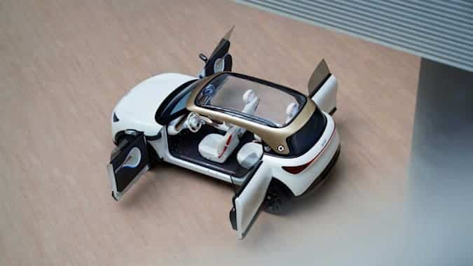 Smart elektrikli otomobil konseptini sergiledi