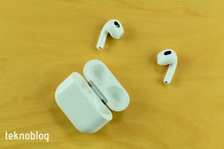 AirPods 3, A101’de 1.000 TL civarında bir fiyat avantajıyla satışta