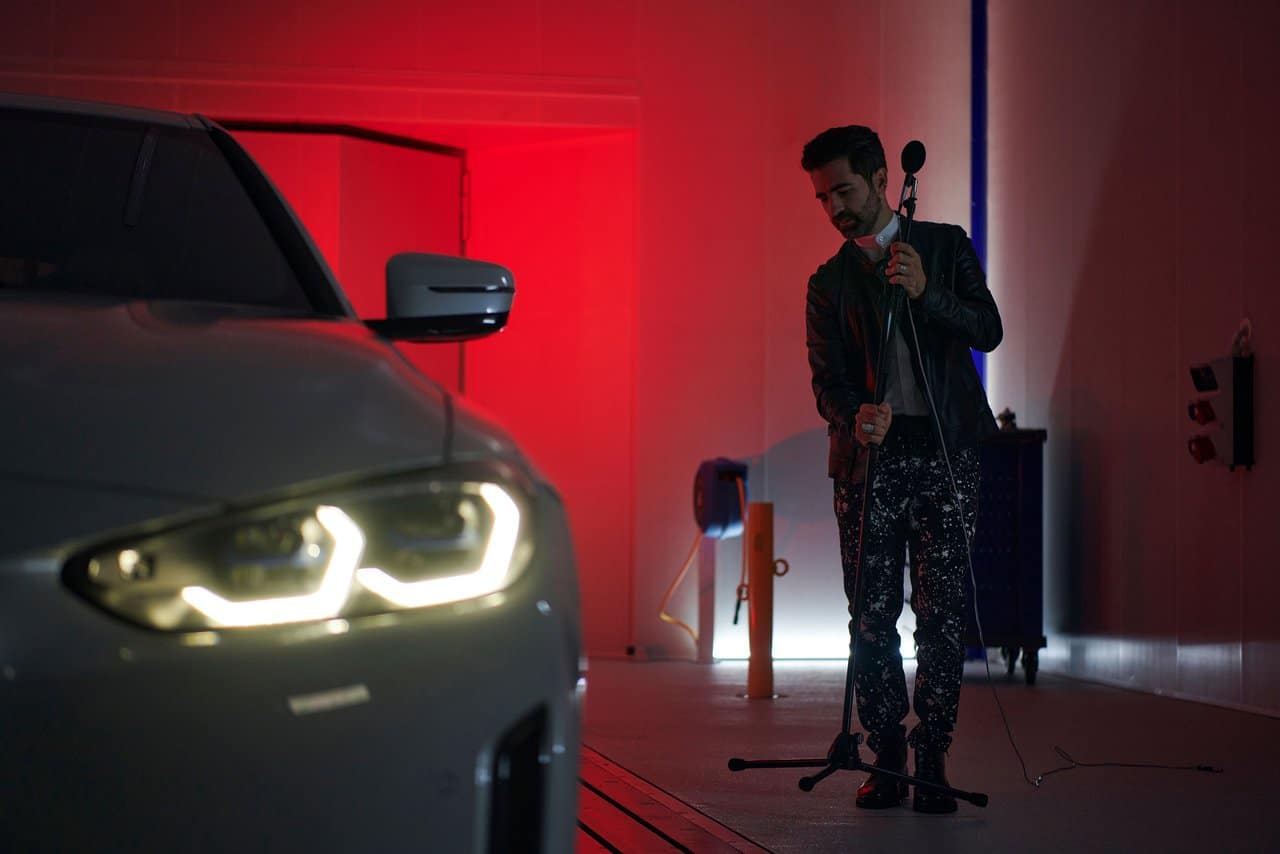 bmw iconic sounds electric ces 2022