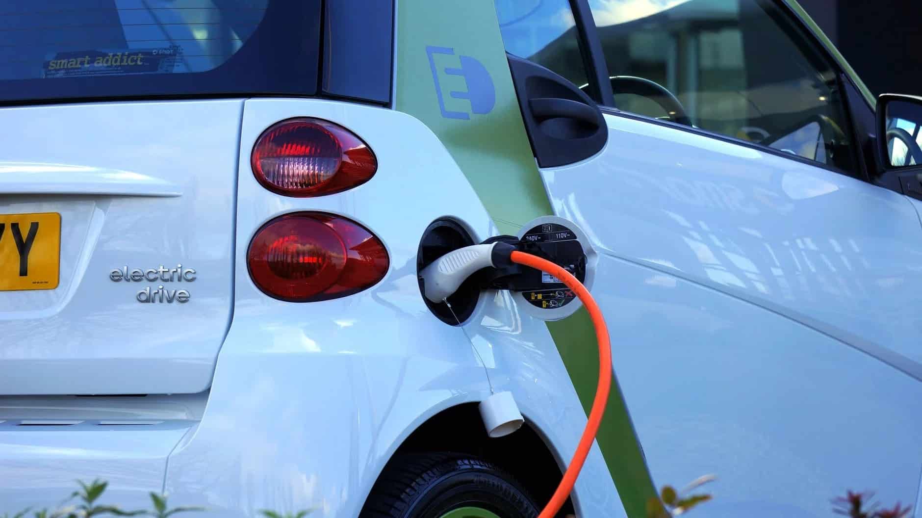 elektrikli otomobil fiyatları