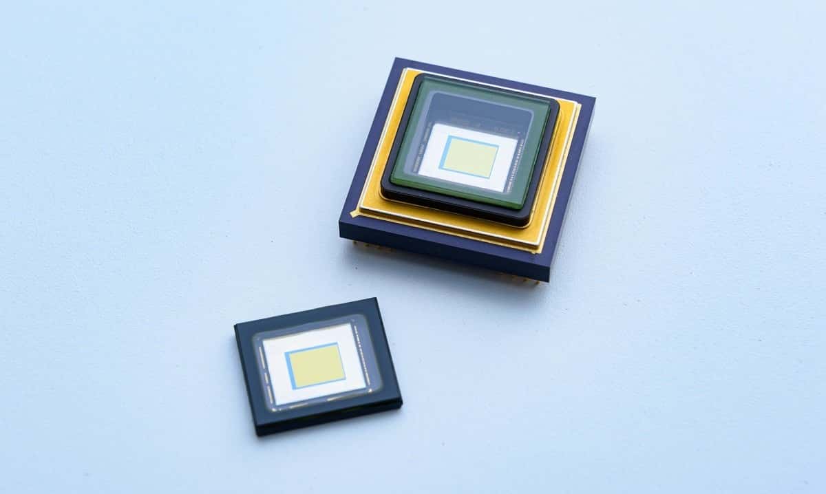 sony 100 mp