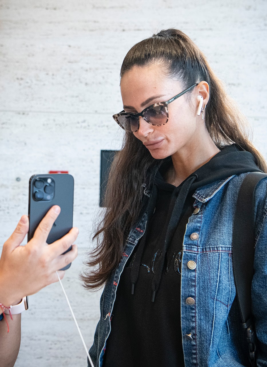 iPhone 14, iPhone 14 Pro ve iPhone 14 Pro Max bugün Türkiye'de satışa çıktı