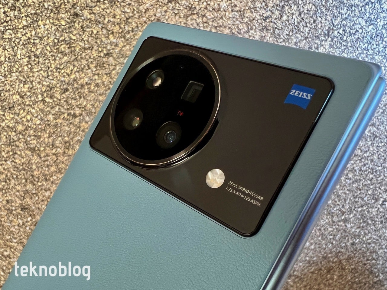 Vivo X Fold Ön İnceleme: Katlanabilir telefon rekabetinde kamera farkı
